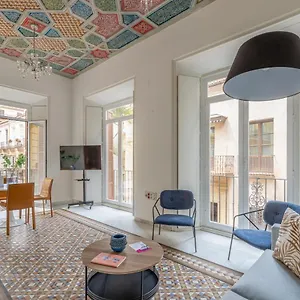 Thyssen Boutique By Caleta Homes Apartament